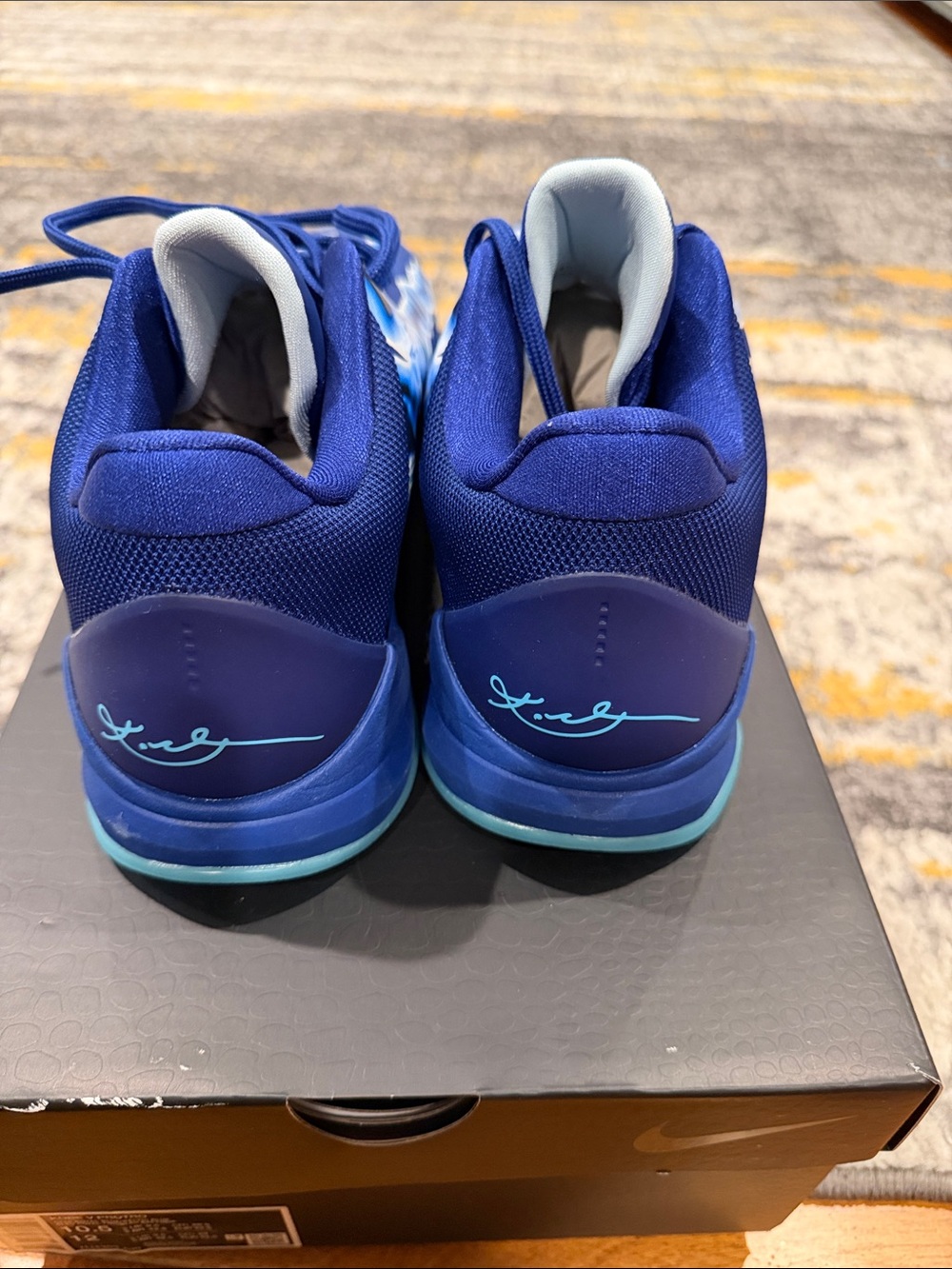 KOBE 5 Protro - Picture 4 of 5